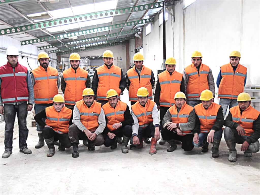 Dogal Tas Traverten Mermer Ureticisi İmalatcisi ve Üretim Fabrikasi